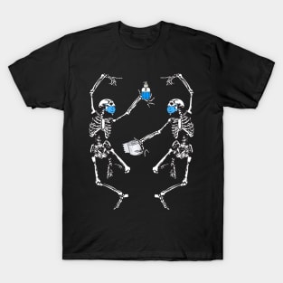 Scary halloween costumes for women dancing skeletons T-Shirt